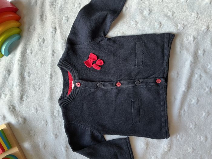 gilet léger marine noeuds rose poitrine 3 mois gémo - photo numéro 3