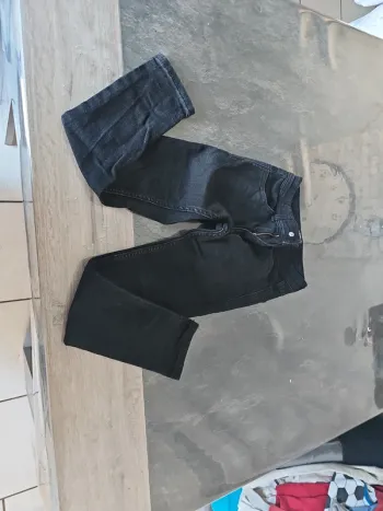 Jean slim noir kiabi 7 ans