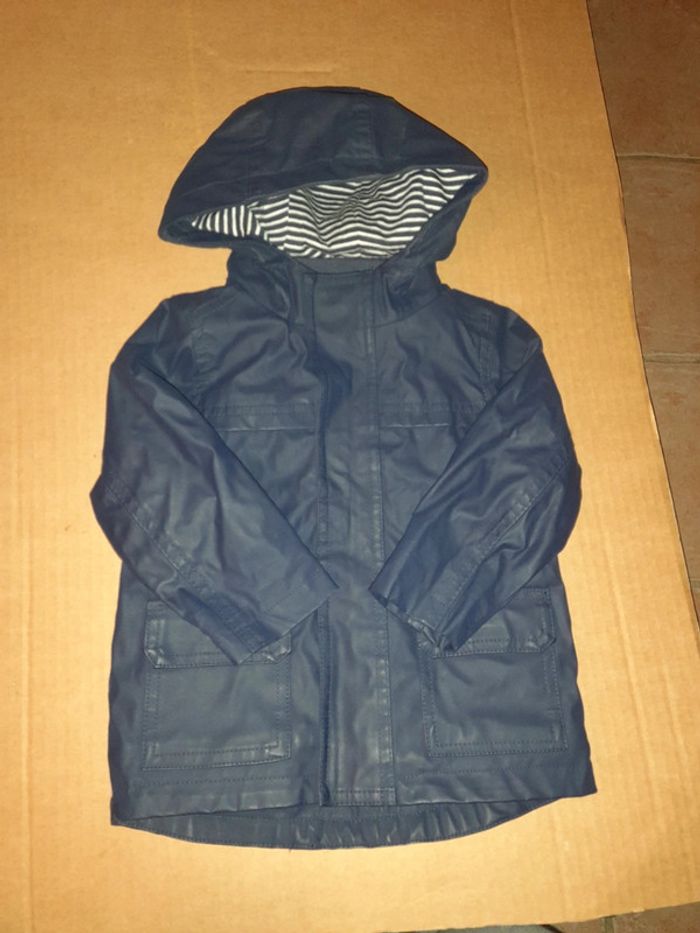 Manteau imperméable coupe-vent