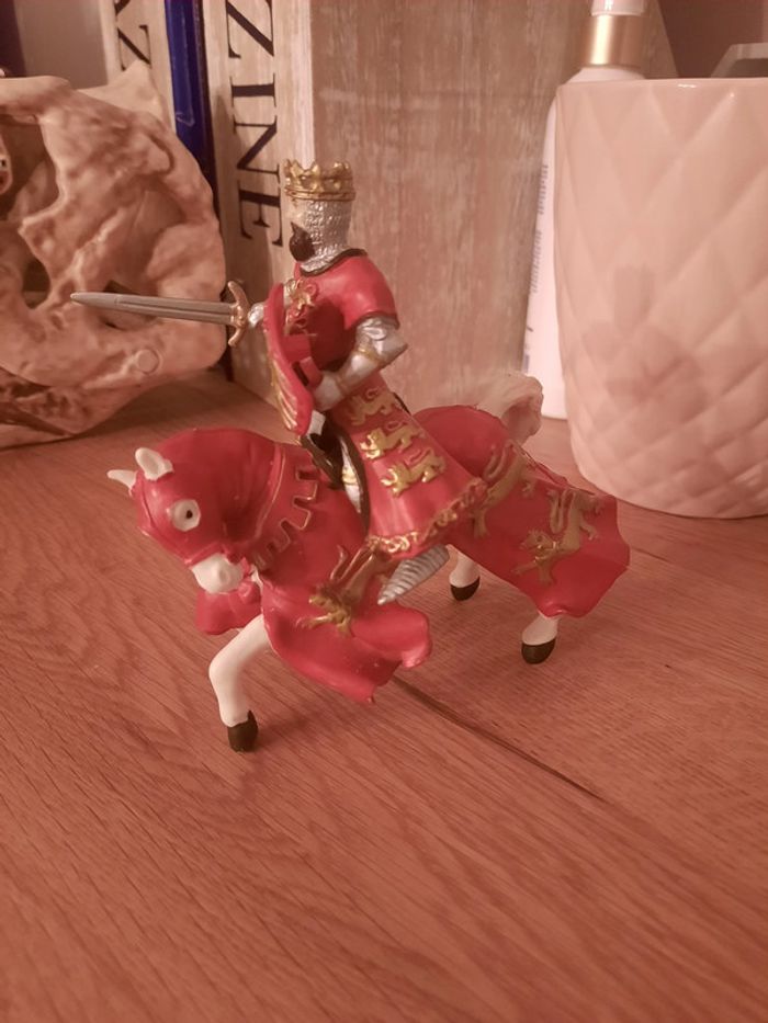 Papo roi - photo numéro 5