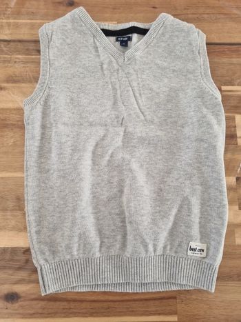 Pull sans manches 8 ans