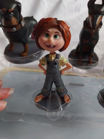 Figurine Là-Haut Disney Pixar Up Ellie jeune Disney Store Coffret deluxe