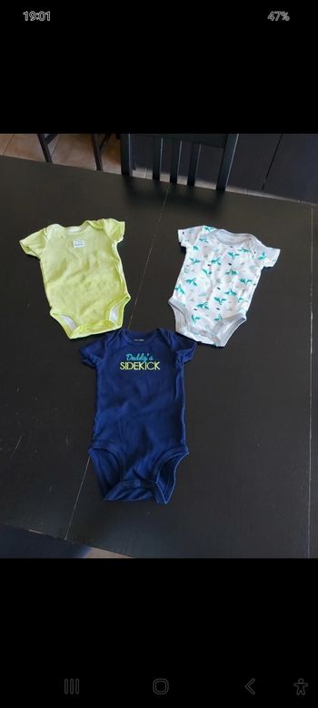 Lot 3 body carters 0/3 mois garçon