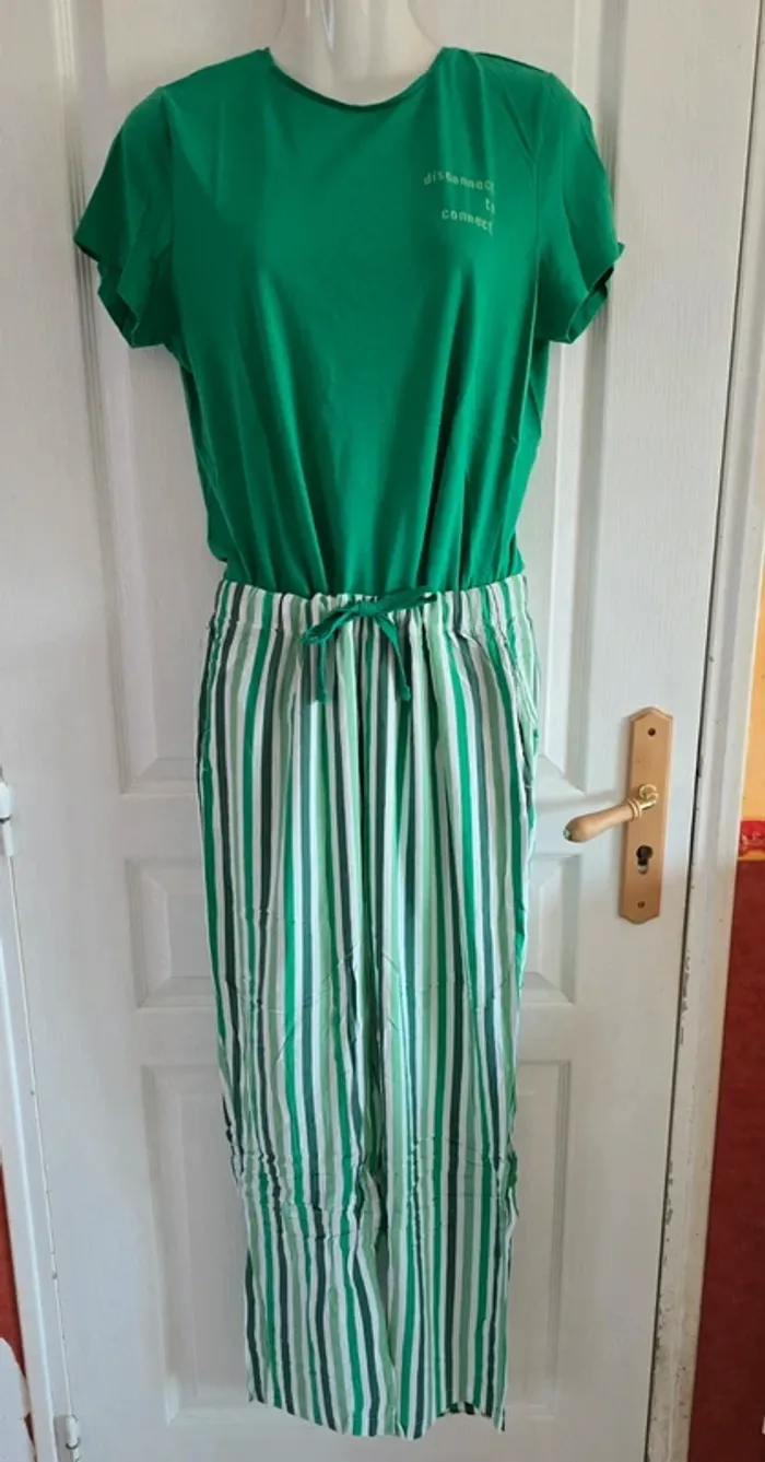 Ensemble Esmara Taille 42/44 - photo numéro 2