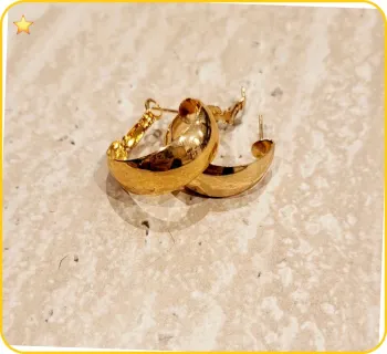 Boucles d’oreilles créoles dorées bombées – Bijoux fantaisie - Très bon état