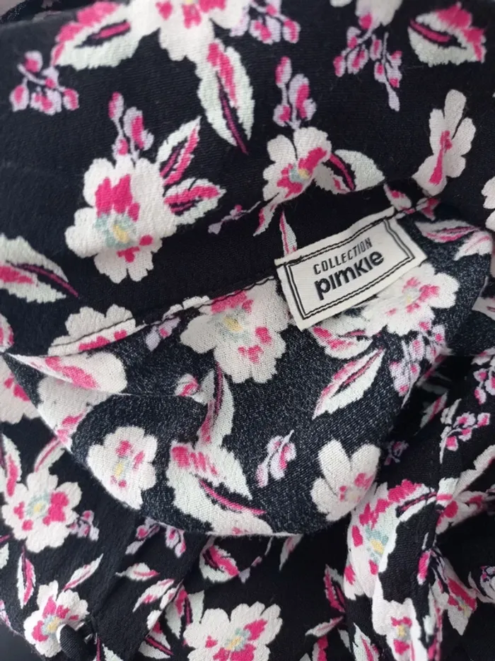 Haut court blouse noir fleurie colorée manches courtes T.38 Pimkie - photo numéro 4