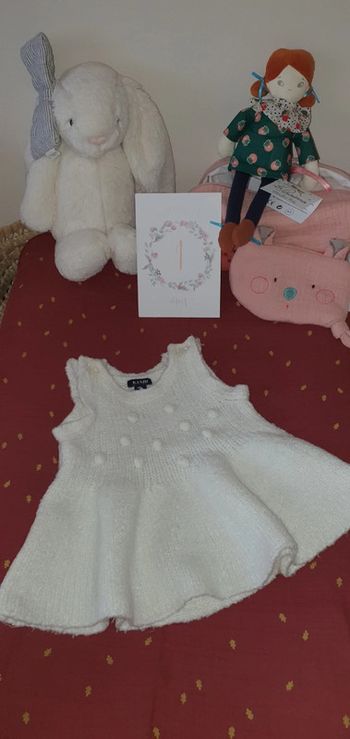 Robe en maille Kiabi taille 1 mois