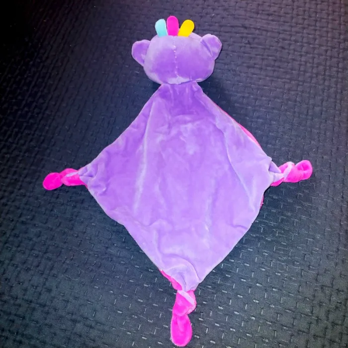 Doudou ours grelot dans la tête rose, violet spirale CP International - photo numéro 3