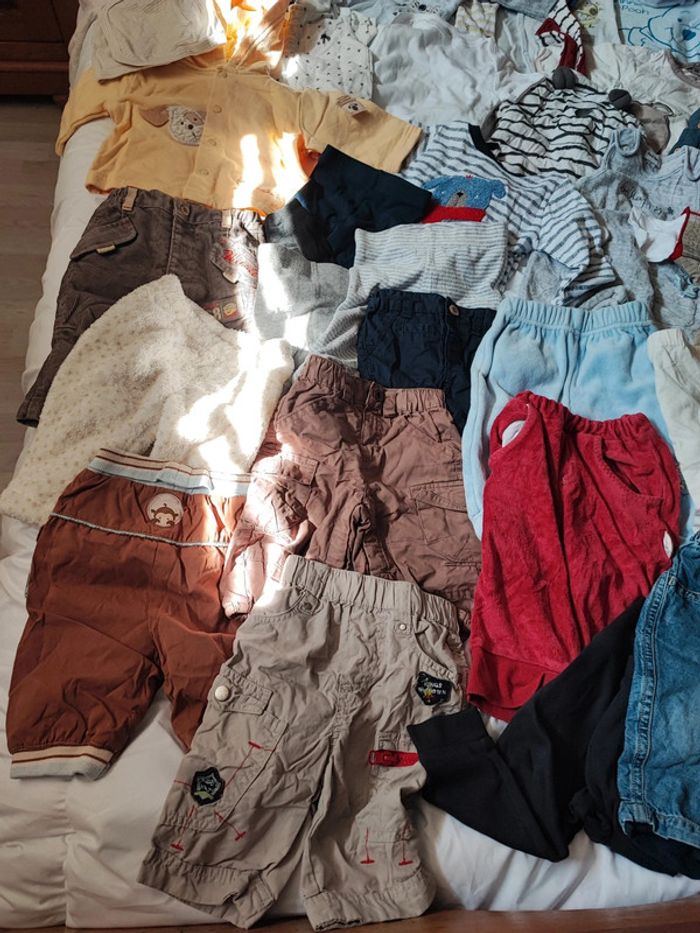 Lot d'une soixantaine de vêtements 3 mois - photo numéro 2