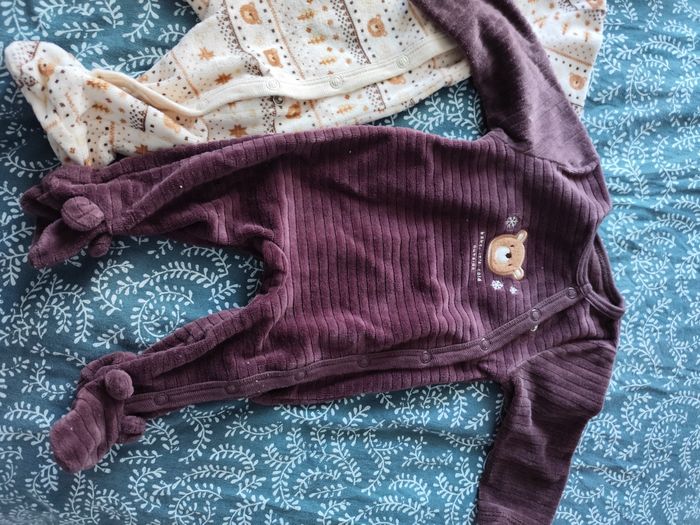 Lot de pyjamas hiver - photo numéro 2