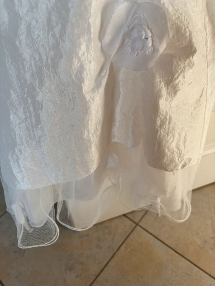 Robe cérémonie avec voile et ceinture 4/5 ans - photo numéro 3