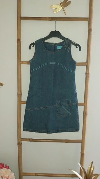 Robe jean 8 ans Très bon état by Shiny