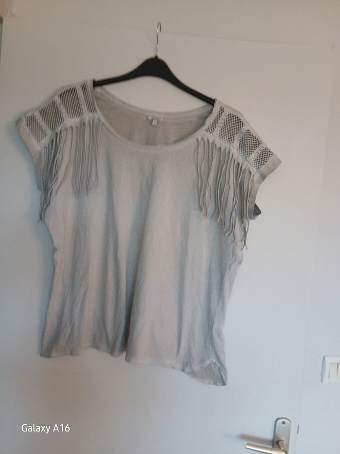 T shirts