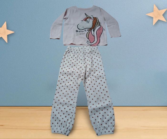 Pyjama fille licorne 3 ans très bon état