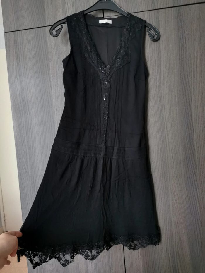 Robe noire à sequins - photo numéro 2