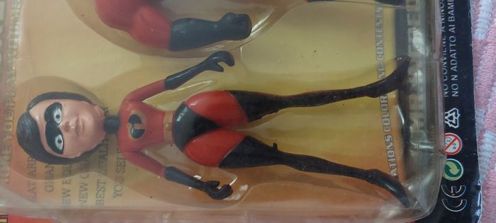 Pack vintage de 2 figurines Mr Incredible Les indestructibles - photo numéro 3