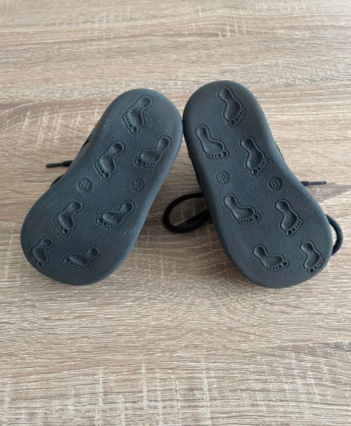 Chaussures bébé 19 - photo numéro 5
