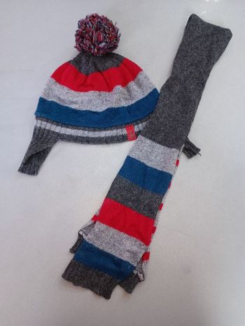 Bonnet et écharpe bébé jean bourget