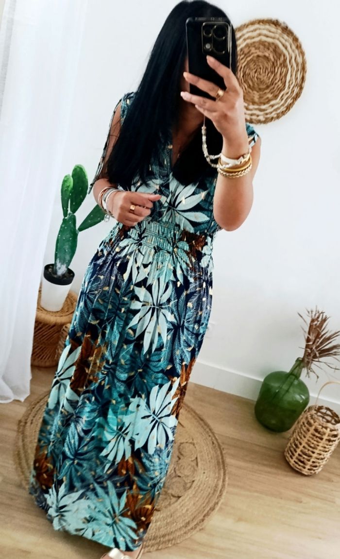 Belle robe longue magique Elena Z aille unique 36 au 52
