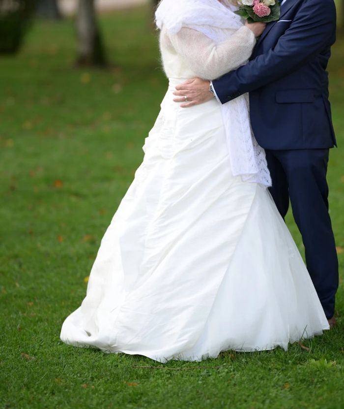 Robe de mariée 44/46 Ivoire bustier + Jupon - photo numéro 5