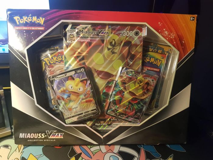 Coffret Pokémon Miaouss Vmax