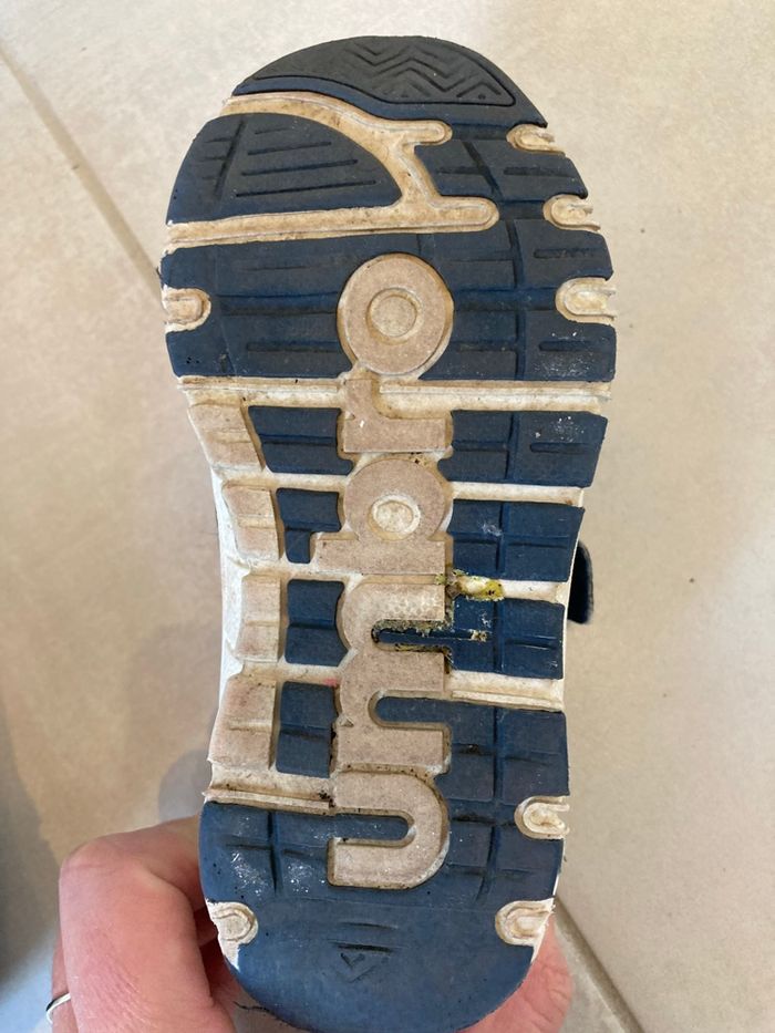 Baskets enfant Umbro T.25 - photo numéro 7