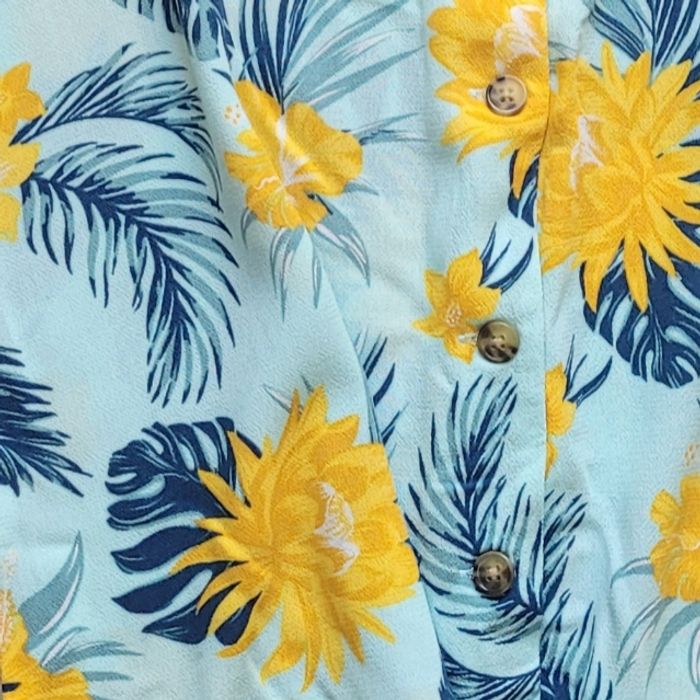 Maillot fluide bleu à fleur. Fille 10 ans. Marque Kiabi - photo numéro 2