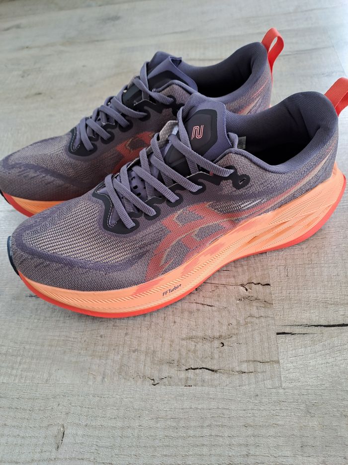 Running asics superblast - photo numéro 2