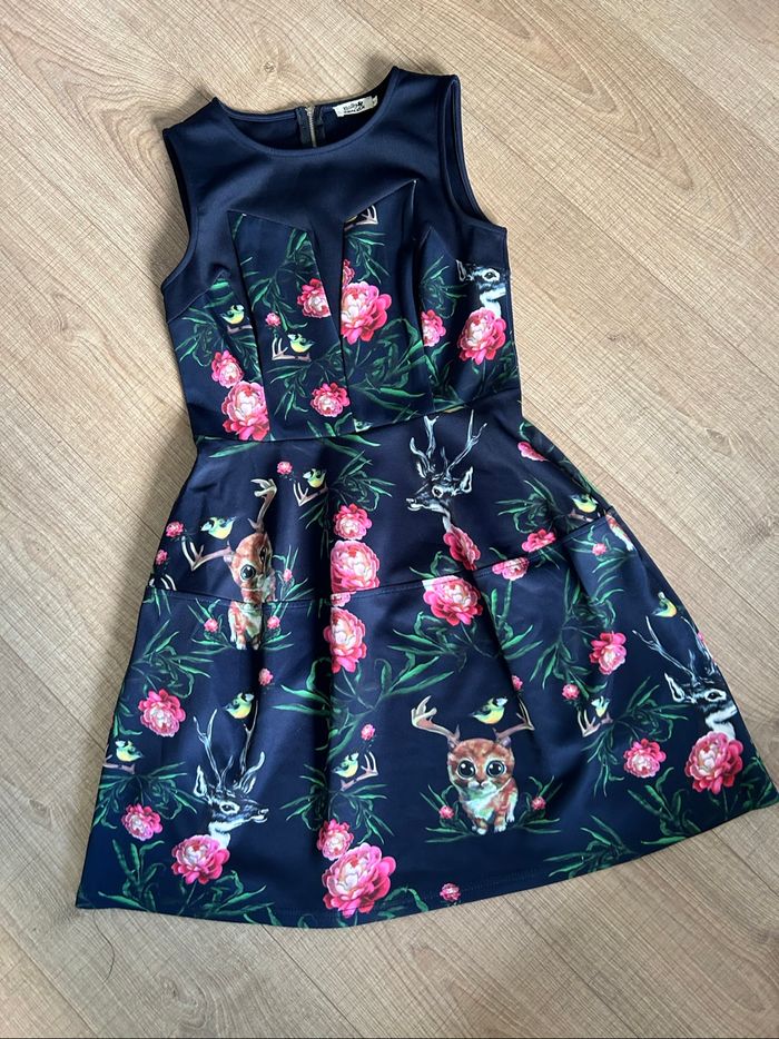 Robe noire et imprimée sans manches Molly Bracken taille 1 jamais portée - photo numéro 7