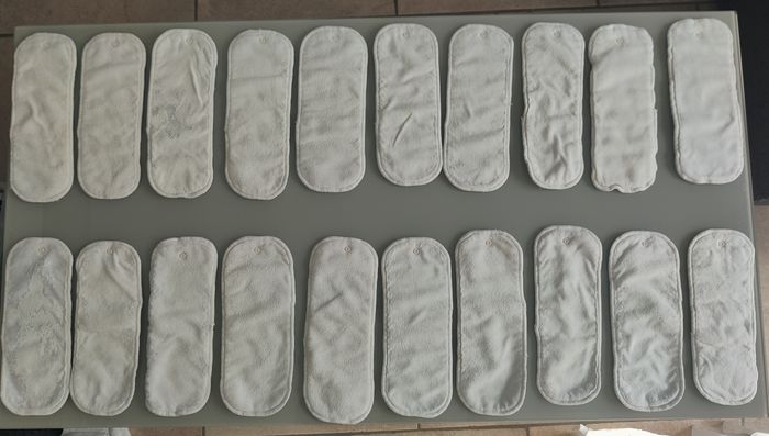 Lot 13 couches lavables et 40 inserts NB - photo numéro 3