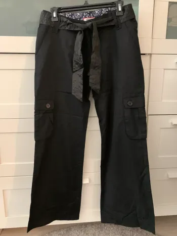 Pantalon jambes larges taille 36/38