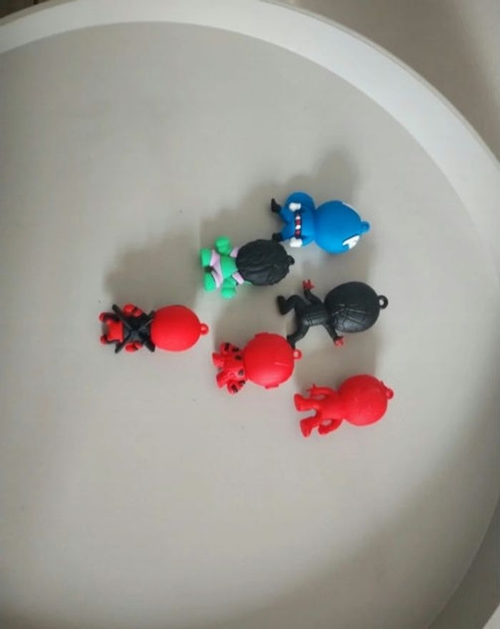 Lot de 6 figurines Avengers - photo numéro 4