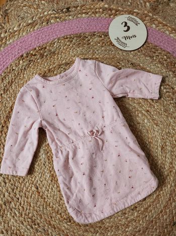 Robe rose à petites fleurs 🌸