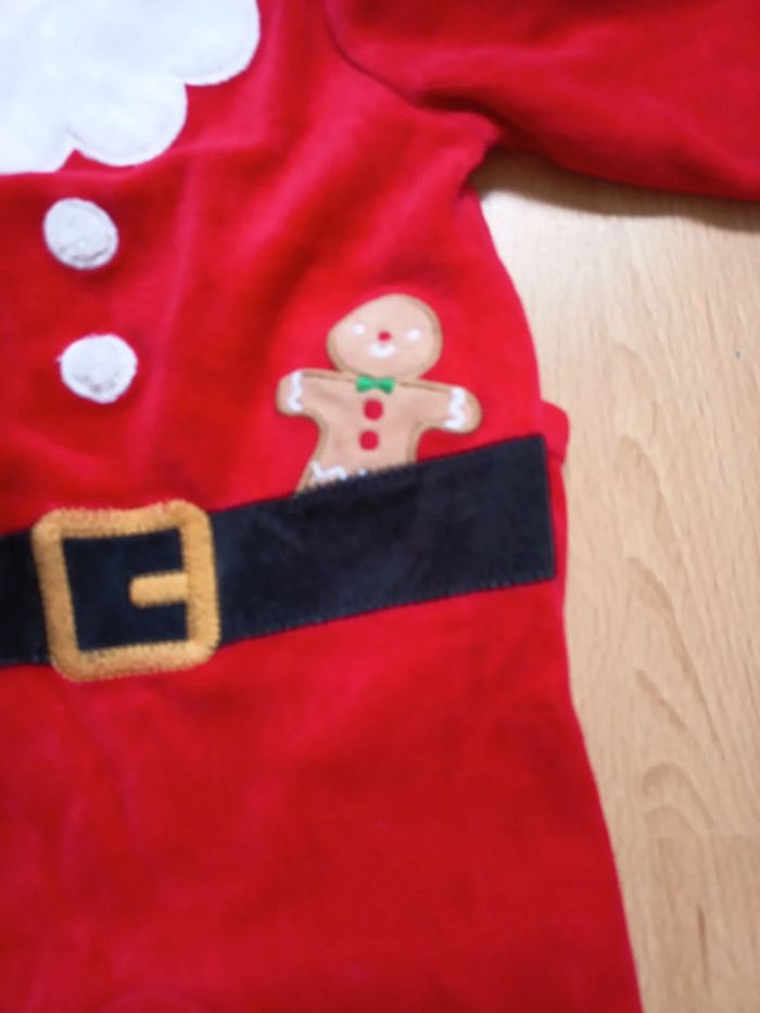 Pyjama de Noël 6 mois - photo numéro 2
