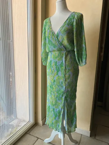 Robe midi à motifs tons verts Asos 42 neuve