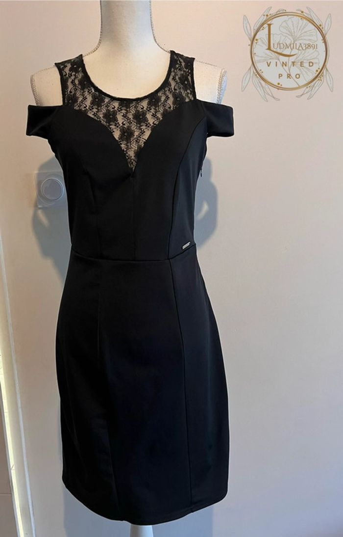Robe Guess noire TM