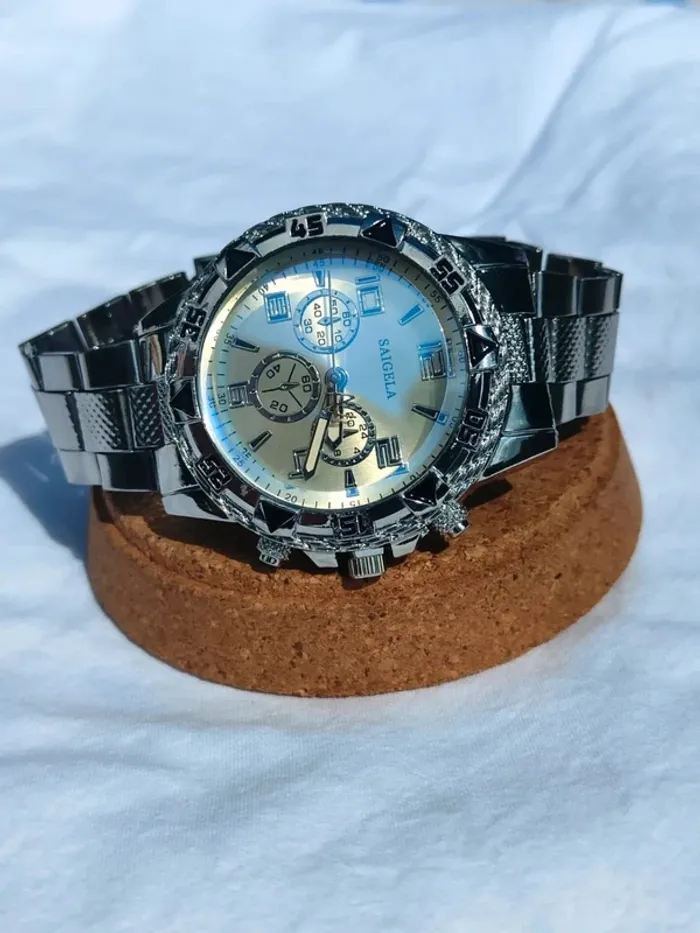 Montre homme métallique argentée reflets - photo numéro 2