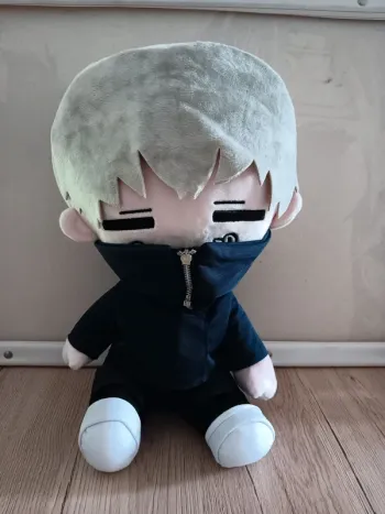 Grande peluche jujutsu kaisen toge