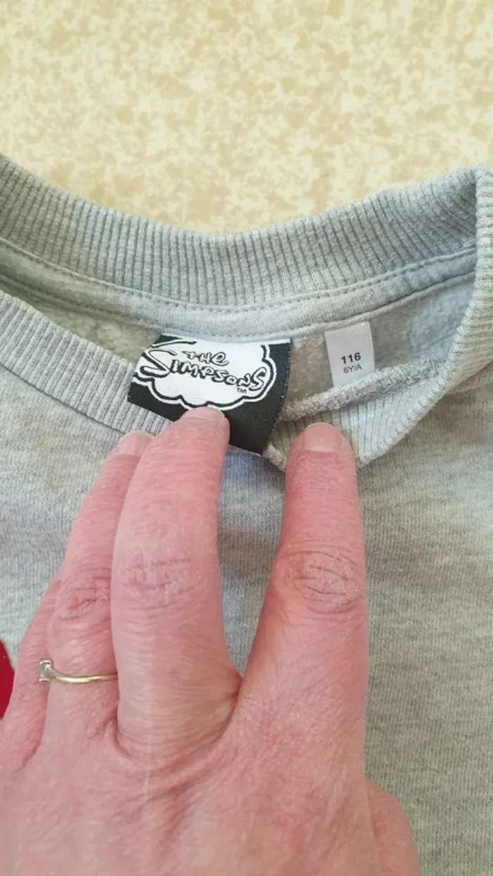 Pull Les Simpsons - photo numéro 2