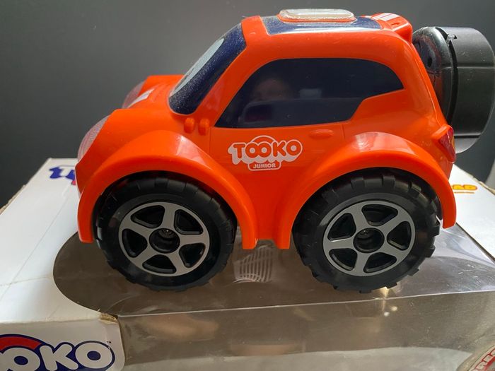 Voiture télécommandée - photo numéro 4