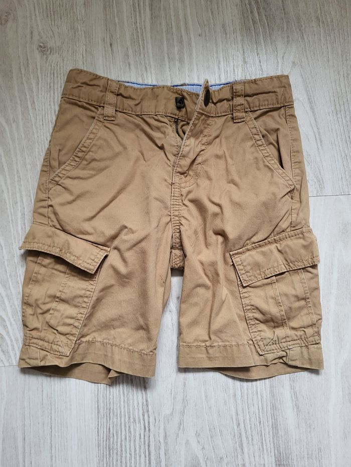 Short garçon, gémo