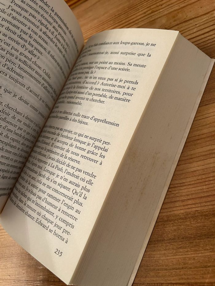 Livre twilight Hésitation tome 3 - photo numéro 8