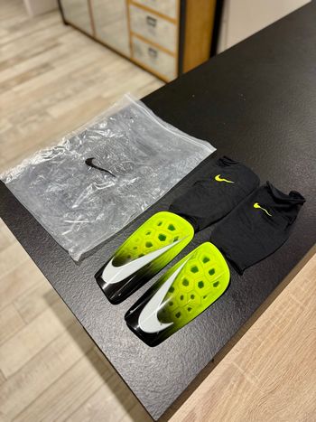 Protèges tibias Nike Mercurial Lite