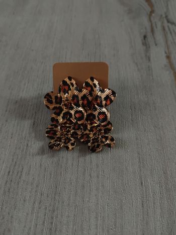 Boucles d'oreilles neuves