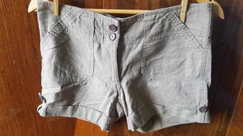 Short kaki