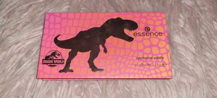 Palette jurassic world x essence