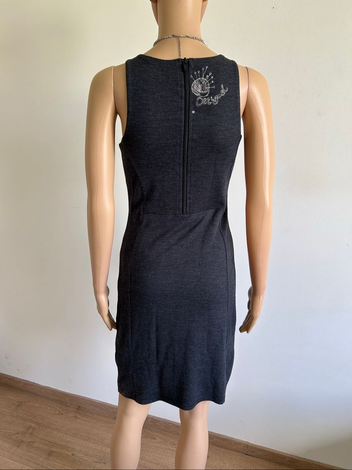 Robe grise et bleue sans manches Desigual taille XS bon état - photo numéro 5