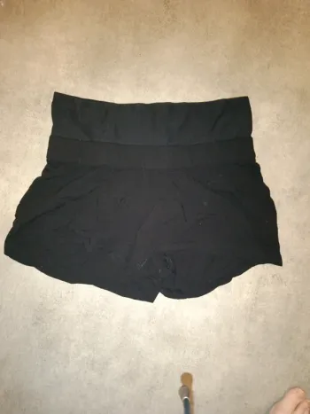 Short noir grossesse H&M M