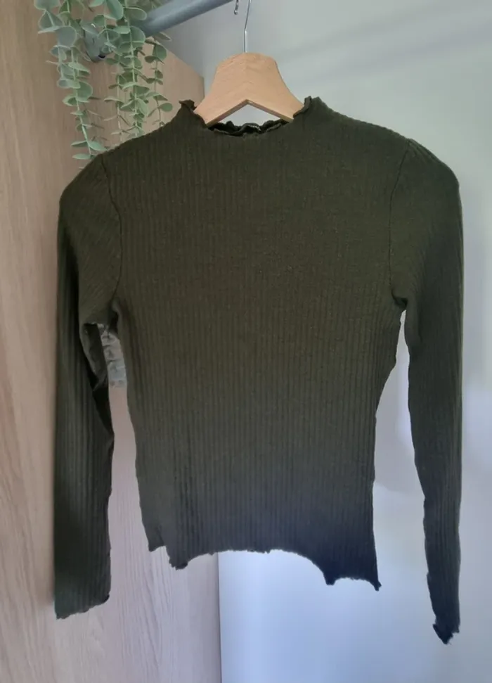 tee-shirt manche longue côtelé vert kaki