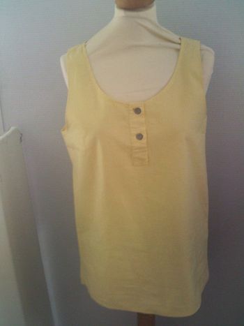 Tee shirt sans manche jaune taille 40 Fabriqué en france